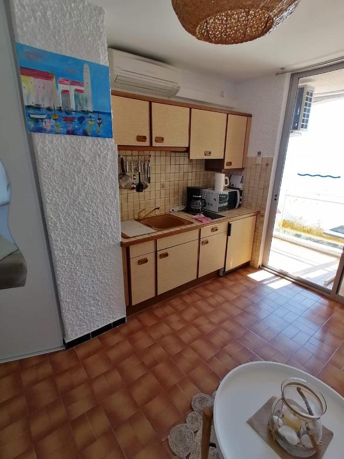 Studio vue sur la mer au 6ème et dernier étage Canet-en-Roussillon Esterno foto
