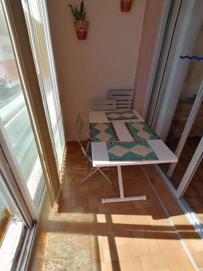 Studio vue sur la mer au 6ème et dernier étage Canet-en-Roussillon Esterno foto