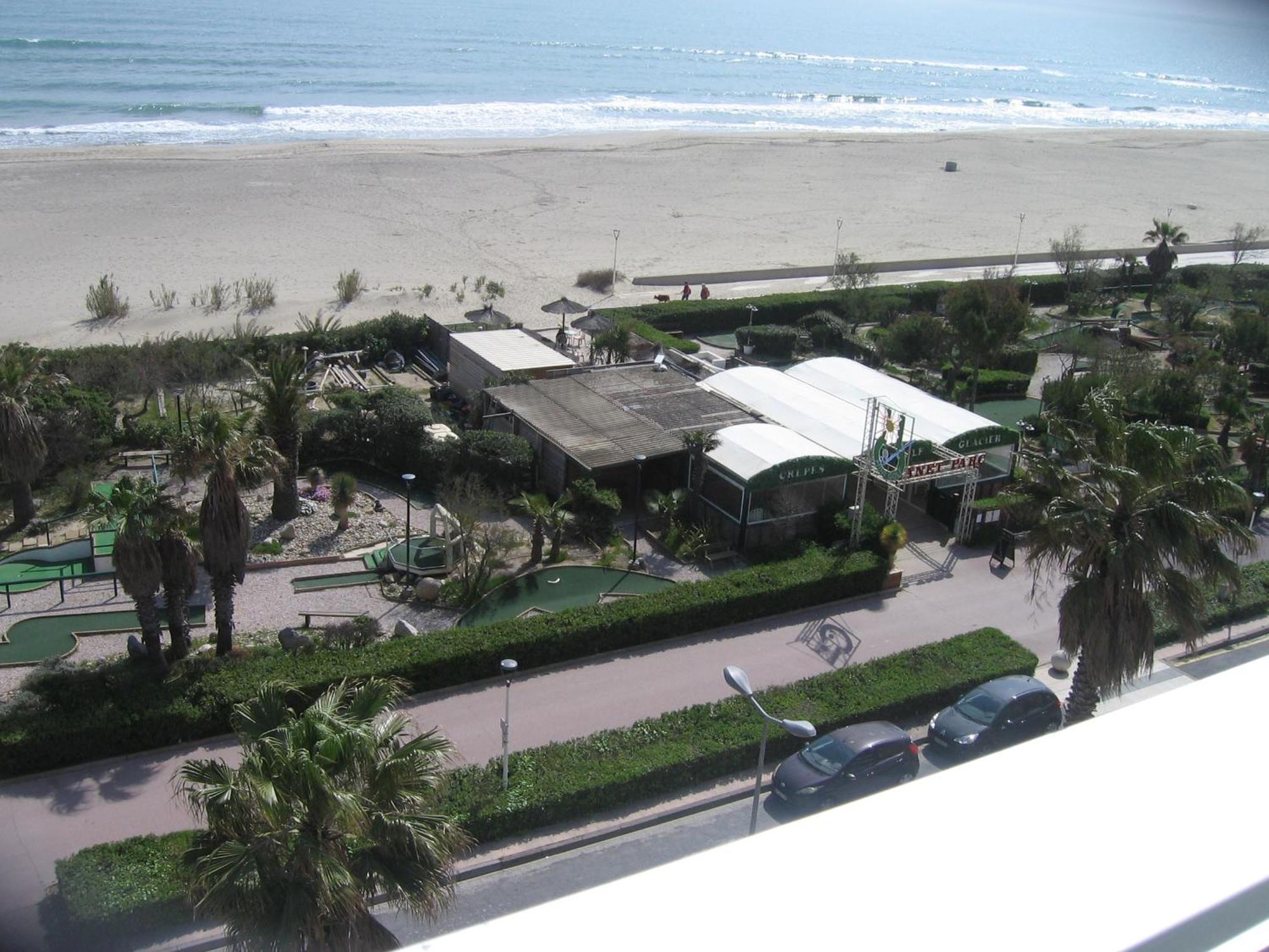 Studio vue sur la mer au 6ème et dernier étage Canet-en-Roussillon Esterno foto